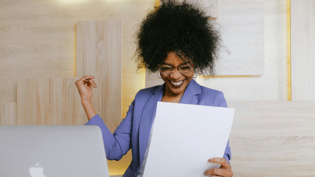 Bewirbdich.ch: Das Arbeitszeugnis ist das wichtigste Urteil über Ihre fachlichen und persönlichen Kompetenzen.